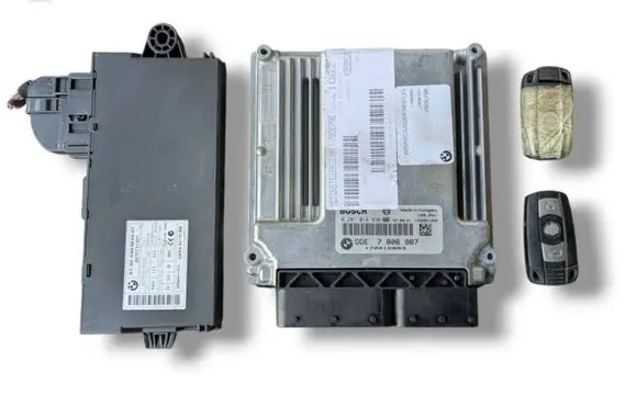 Engine ECU kit and lock set