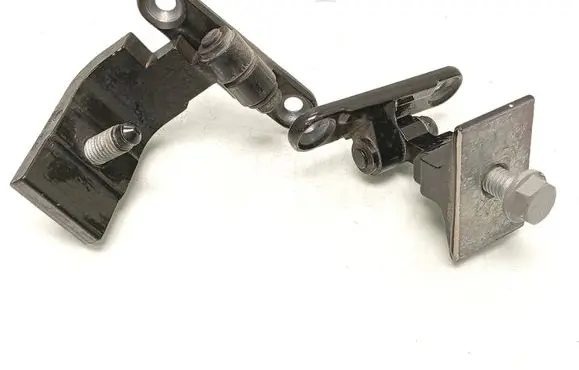 Rear door hinge set
