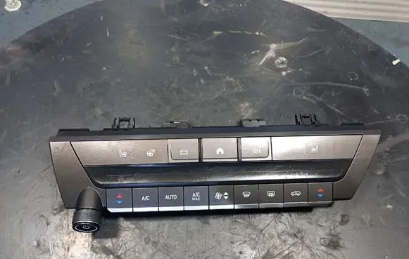Bedford Astra Air circulation switch 