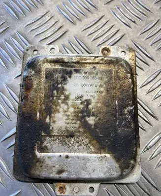 Mercedes-Benz E W211 Headlight ballast module Xenon 5DC00906000