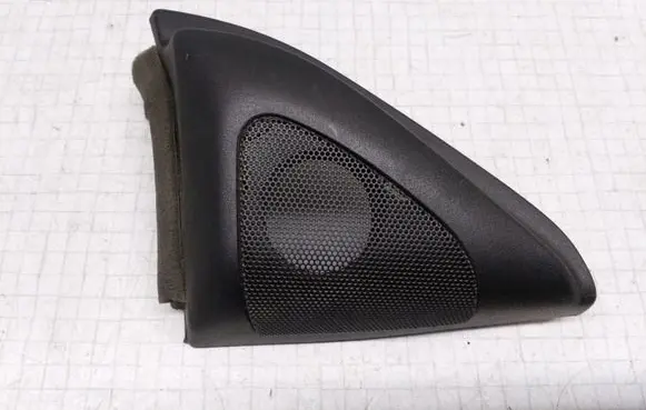 Toyota Corolla E120 E130 Front door speaker cover trim 6749112480