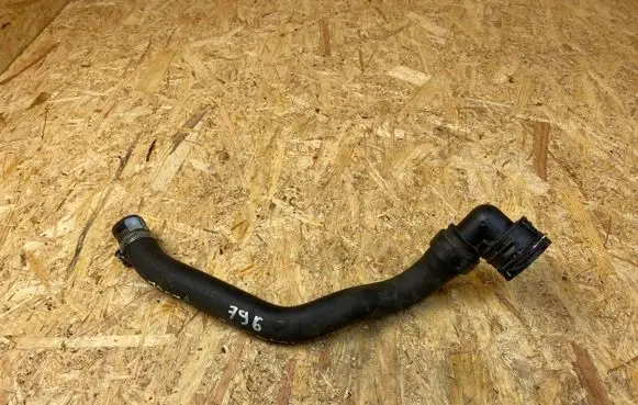 Opel Combo D Engine coolant pipe/hose 9812441880