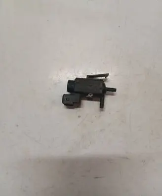 Volvo S80 Turbo solenoid valve 30611668