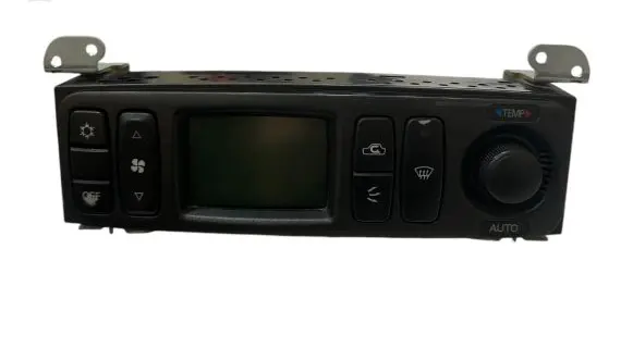 Mitsubishi Pajero Climate control unit MR568346 UH04 CAD502A025