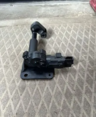 Chrysler Voyager Vent window/glass motor 04717606AB 688320