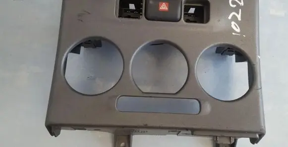 Opel Zafira A Hazard light switch 024420732