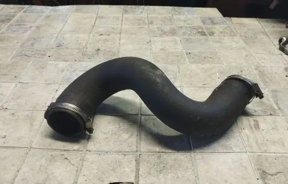 Citroen C5 Intercooler hose/pipe