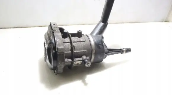 Peugeot 308 Power steering pump