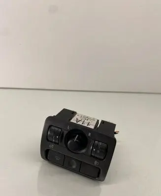 Subaru Legacy Wing mirror control module 159911