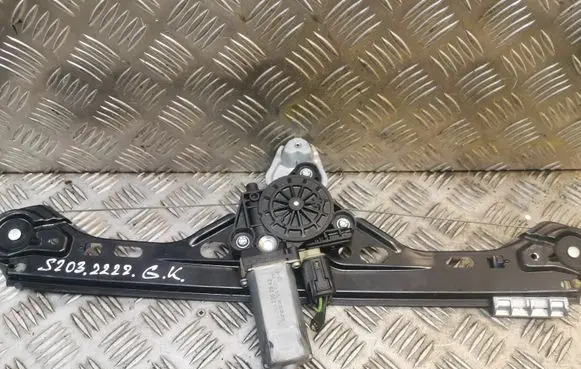 Mercedes-Benz C W203 Rear door window regulator with motor 2038202942 A2038202942