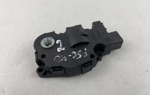 Mini One - Cooper F56 F55 Air flap motor/actuator CZ1139301400