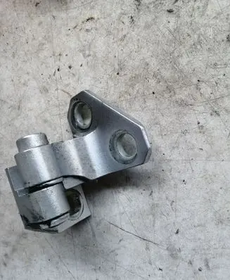 Volkswagen Golf VI Rear door upper hinge