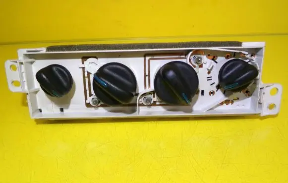 Chrysler PT Cruiser Interior fan control switch 04885336AA 58024B