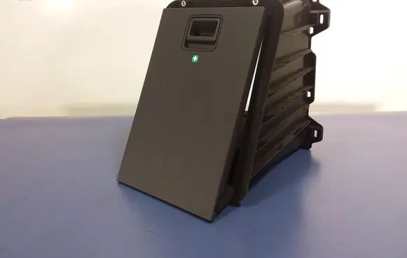 Audi A8 S8 D4 4H Glove box
