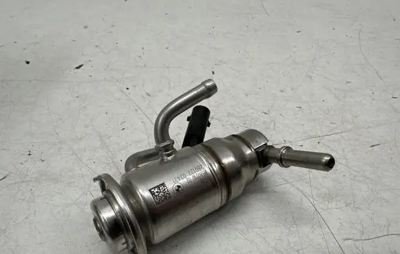 BMW X7 G07 AdBlue injector 11788580210 8580210