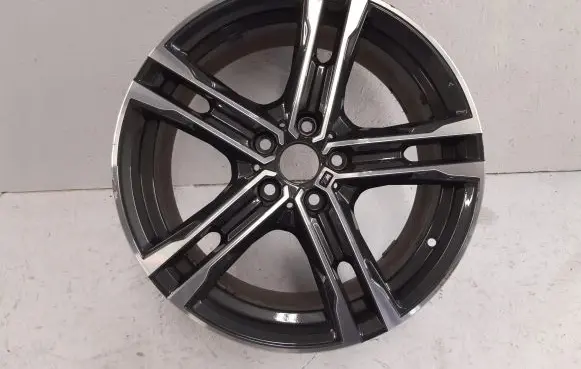 BMW 1 F40 R18 alloy rim 