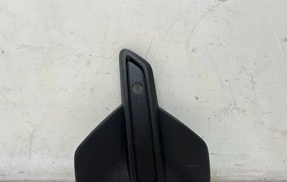 Front bumper lower grill