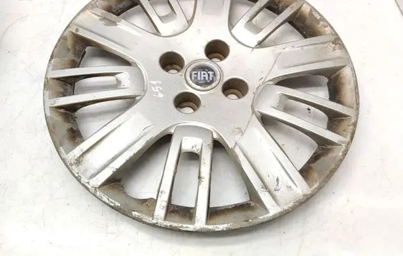 Fiat Doblo R15 wheel hub/cap/trim 051755980E