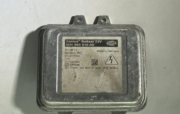BMW X5 E70 Headlight ballast module Xenon 7263052