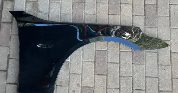 BMW 5 E60 E61 Fender end trim 41357111430