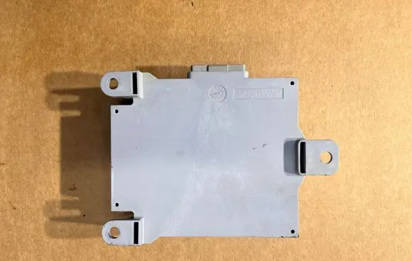Land Rover Range Rover L405 Voltage converter/converter module CPLA14A375AC