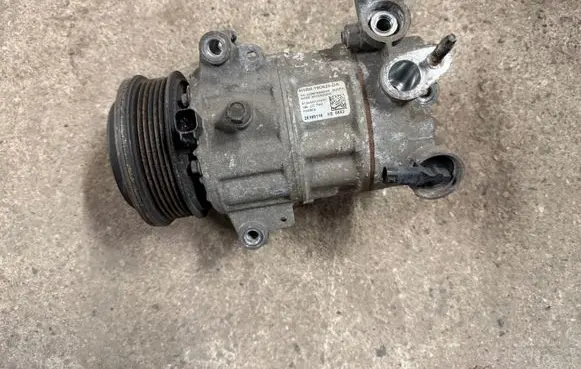 Ford Fiesta Air conditioning (A/C) compressor (pump) H1BH19D629DA