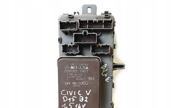Honda Civic Fuse module 38600SH3G1