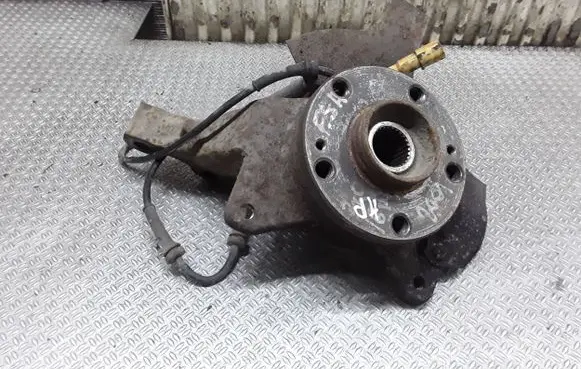 Renault Espace III Front wheel hub spindle knuckle