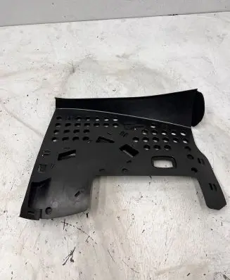 Mercedes-Benz C W204 Dashboard lower bottom trim panel 107216