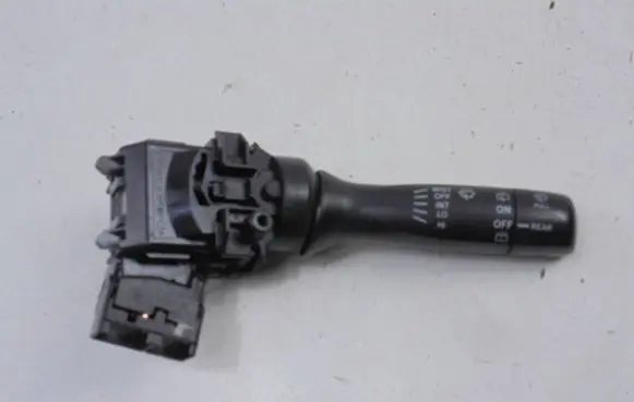 Toyota Yaris Wiper switch 17F003LH