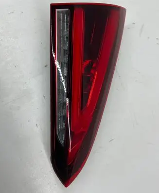 Tailgate rear/tail lights