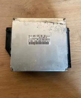 Mercedes-Benz E W210 Engine control unit/module A0255458532 26RT0000 0261206052