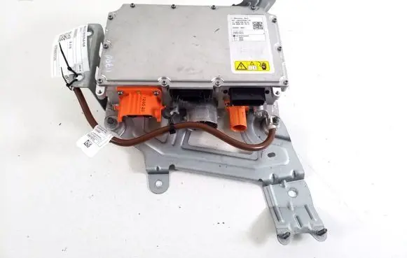 Mercedes-Benz EQC Voltage converter inverter A0009009824
