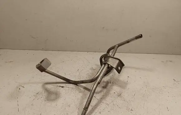 Nissan Navara D40 Engine coolant pipe/hose