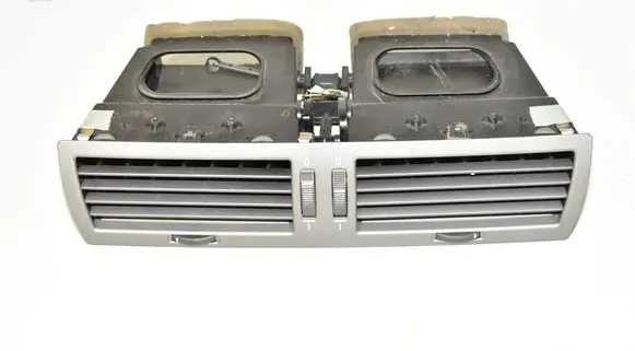 BMW 7 E65 E66 Dash center air vent grill 6911204 6911203 8223599