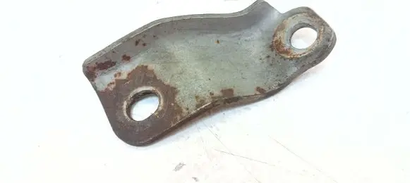 Mitsubishi 3000 GT Engine mounting bracket 