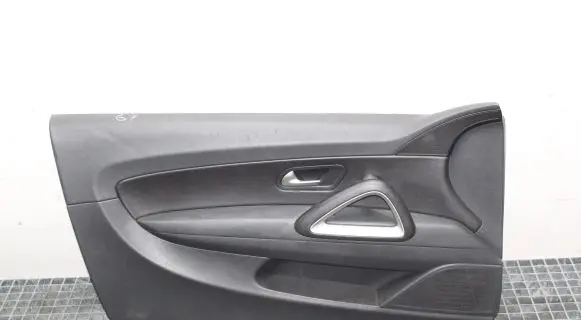 Volkswagen Scirocco Front door card panel trim