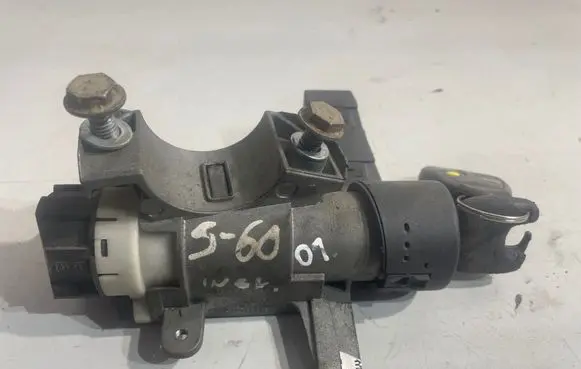 Volvo S60 Ignition lock 8626324