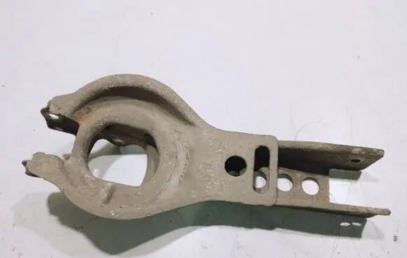 Volvo V70 Rear upper control arm/wishbone