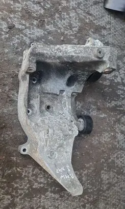 BMW 1 E81 E87 Generator/alternator bracket 1116780263902 13992010