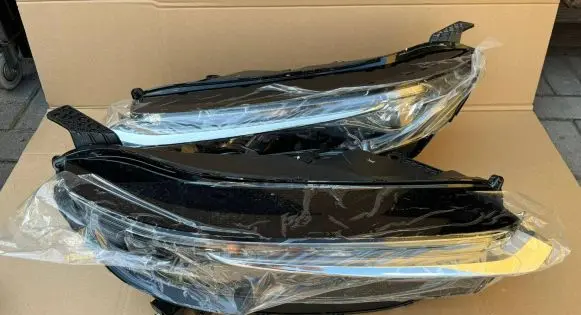 Honda CR-V Headlights/headlamps set 