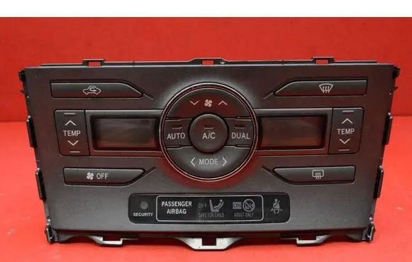 Toyota Auris 150 Climate control unit 5590002221