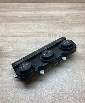 Volkswagen Golf V Climate control unit VWCLIMA