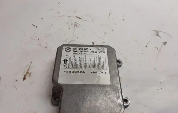 Volkswagen Polo Airbag control unit/module 1C0909605K 5WK43125 44071014E