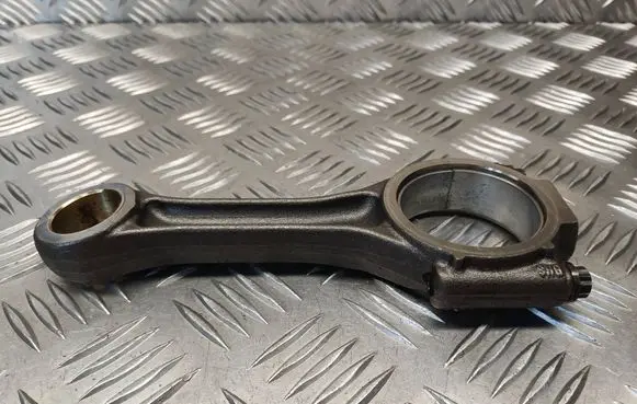 Volkswagen Touran II Connecting rod/conrod 038J