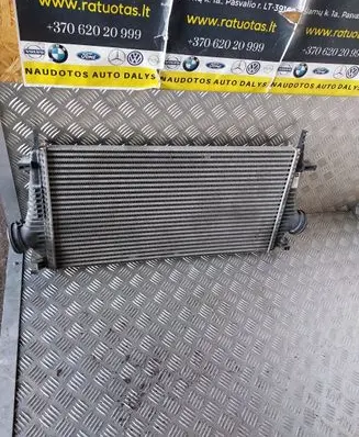 Opel Insignia A Intercooler radiator 13241751 P1831001