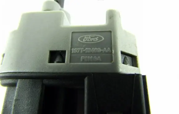 Ford Mondeo Mk III Brake pedal sensor switch 1S7T13480AA