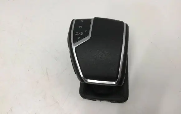 Volkswagen Touareg III Gear lever shifter trim leather/knob 761713139A