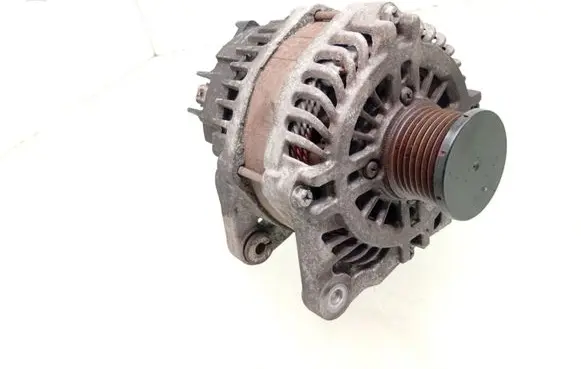 Renault Kadjar Generator/alternator 231009096R