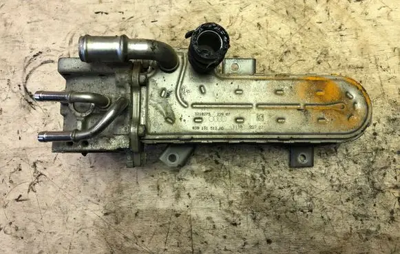 Audi A3 S3 A3 Sportback 8P EGR valve cooler 038131513AD